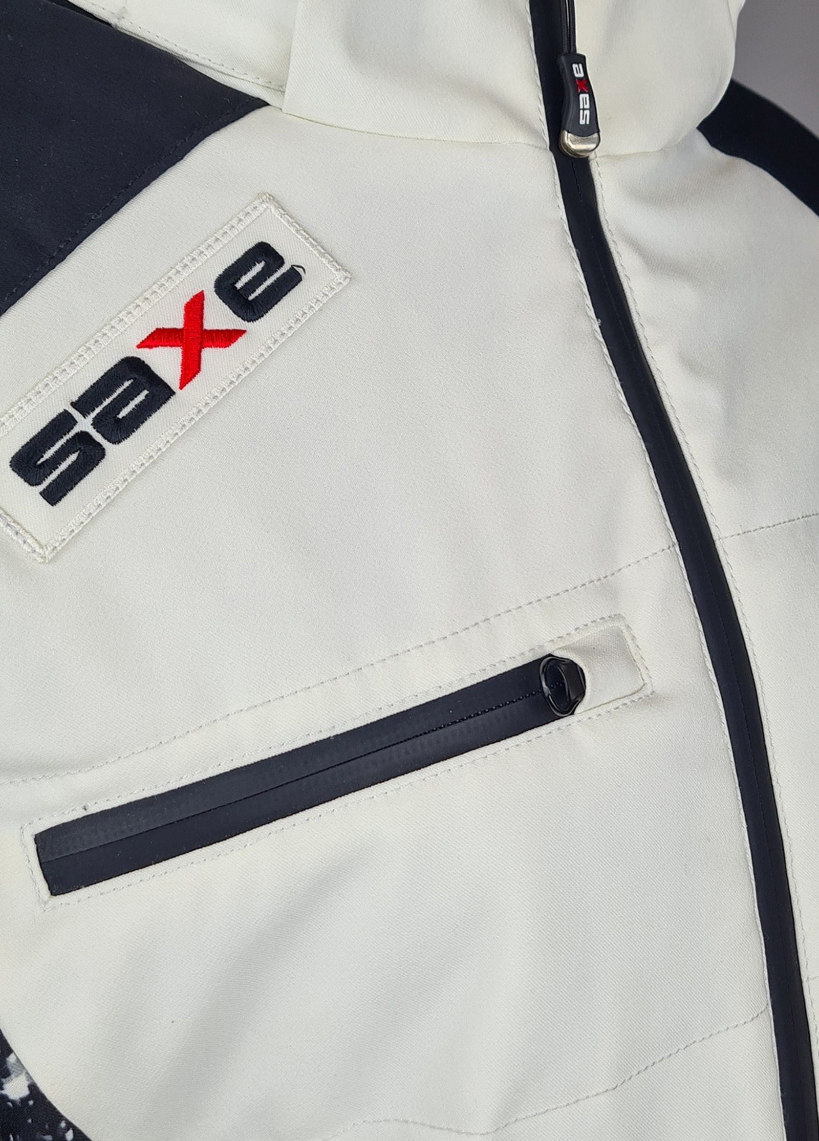 JACKET CHAMONIX Pocket Zip 1280X1783px