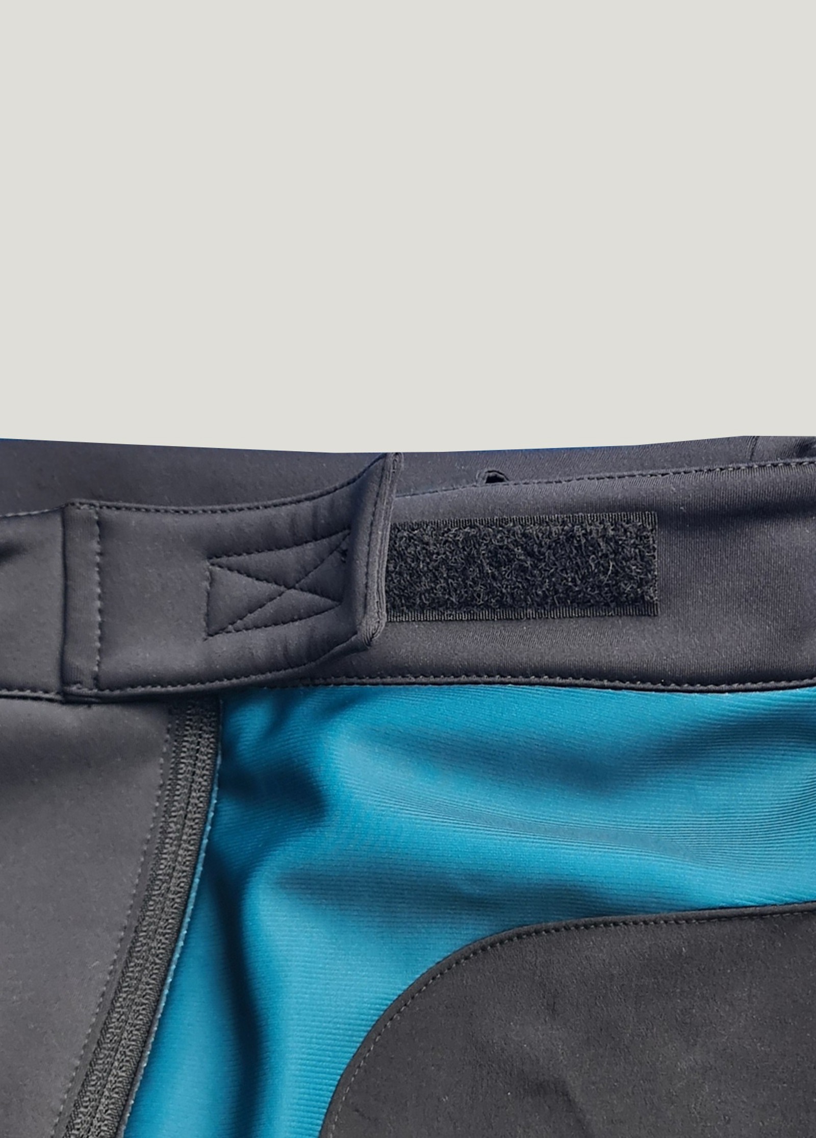 SHORTS BORMIO Velcro 1280X1783px SHORTS BORMIO Velcro 1280X1783px