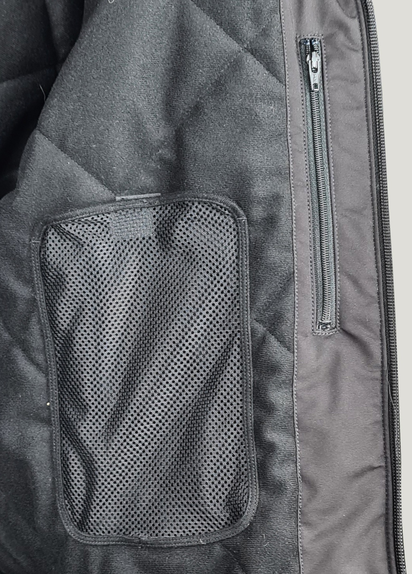 JACKET LATEMAR Inside Pocket 1280X1783px JACKET LATEMAR Inside Pocket 1280X1783px